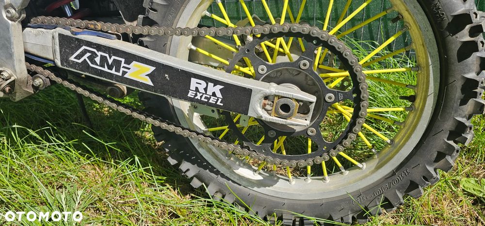 Suzuki RM-Z - 9
