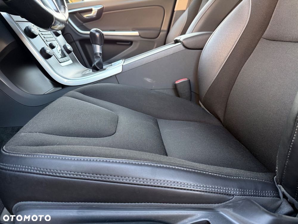 Volvo V60 - 29