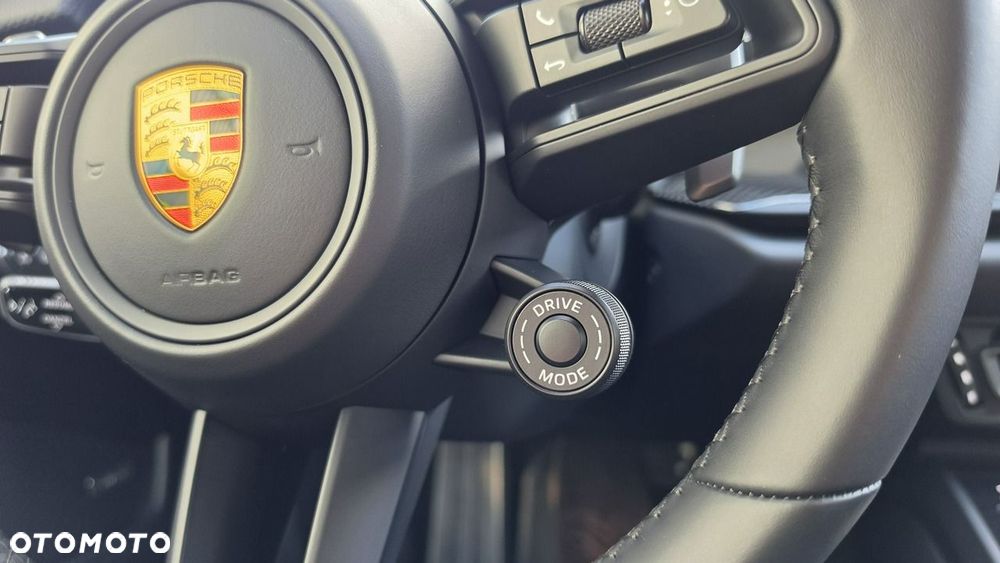 Porsche 911 GT3 Touring PDK - 33