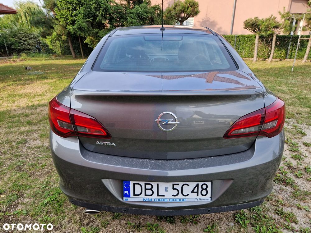 Opel Astra 1.4 T Active - 4