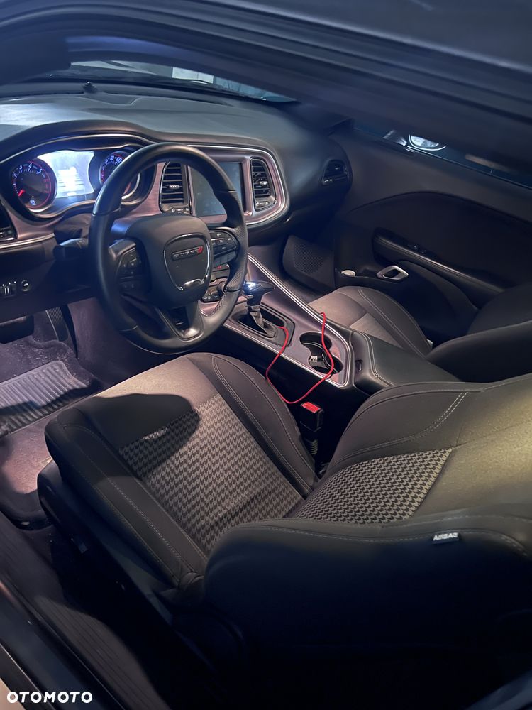 Dodge Challenger Automatik R/T Plus - 4