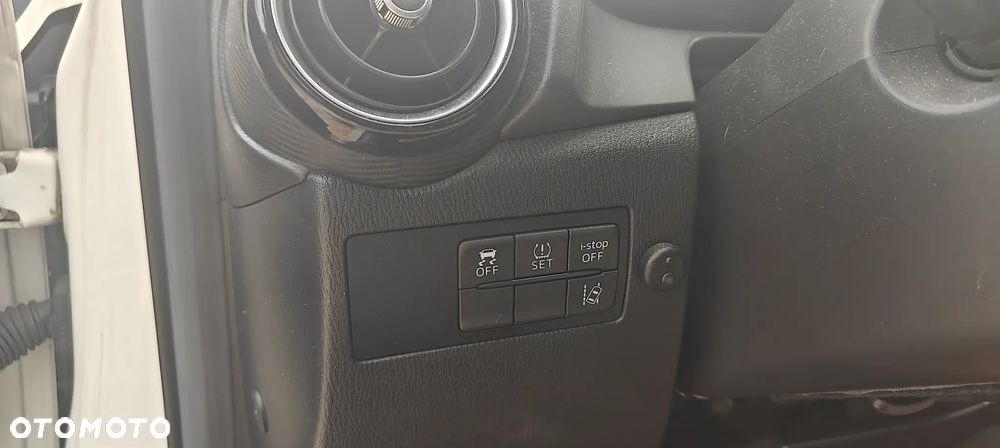 Mazda 2 1.5 Skyenergy - 10