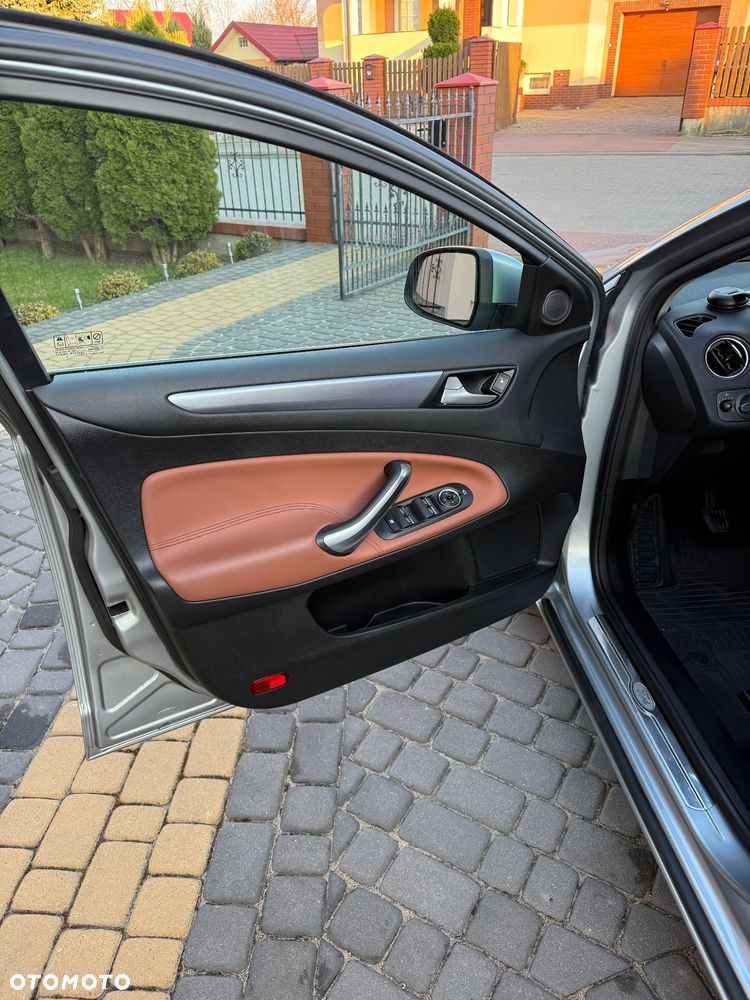 Ford Mondeo 1.6 TDCi Start-Stopp Titanium - 11