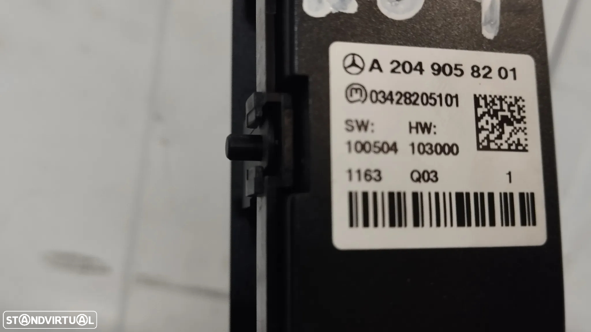 BOTÃO 4 PISCAS MERCEDES CLASSE C W204 REF. A2049058201 - 2