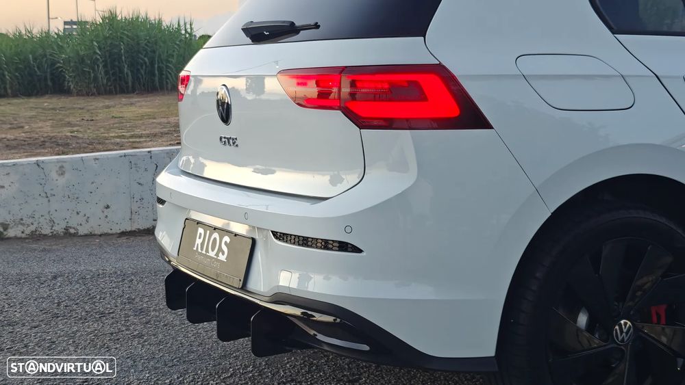 Volkswagen Golf 1.4 eHybrid OPF DSG GTE — fotografia 8