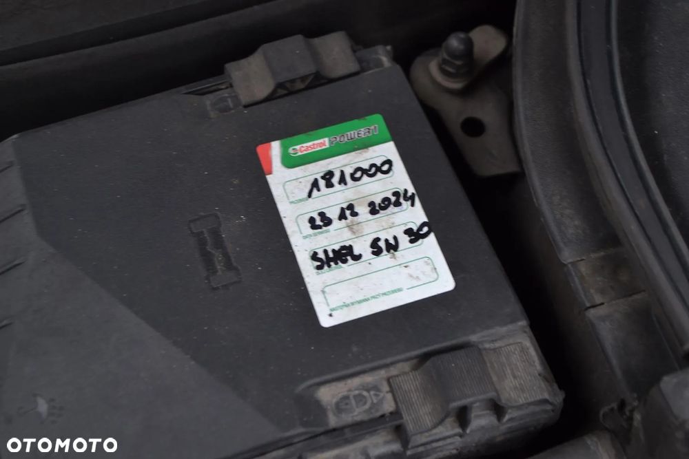 Volkswagen Passat Variant 2.0 TDI Highline - 31