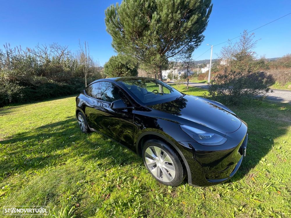 Tesla Model Y RWD - 4