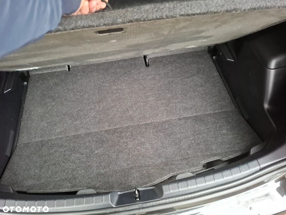 Toyota Yaris 1.33 Life - 12