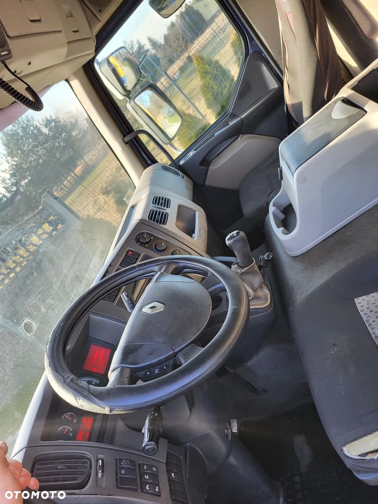 Renault Midlum dxi 220 - 15