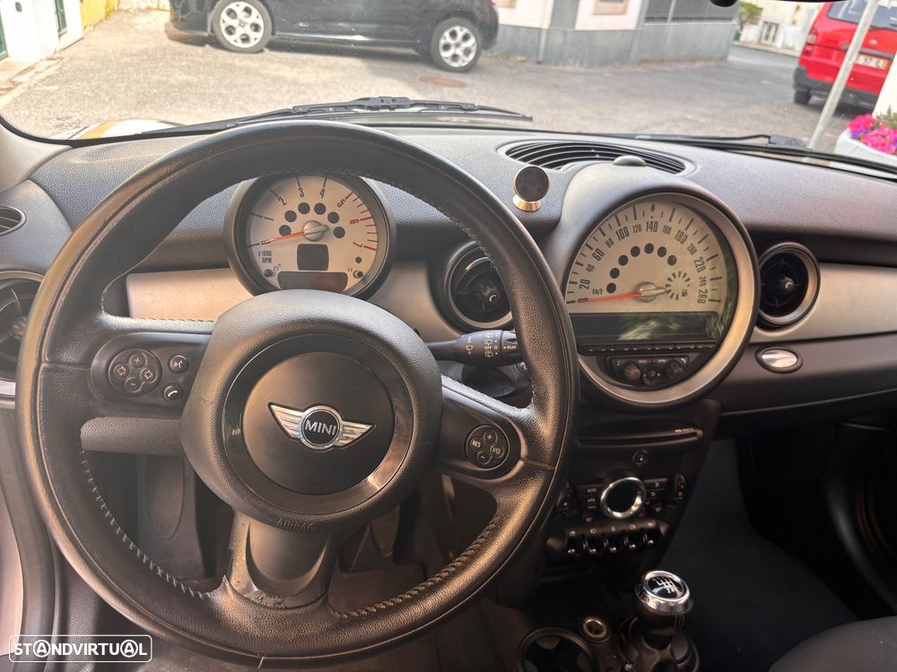 MINI Clubman One D - 7