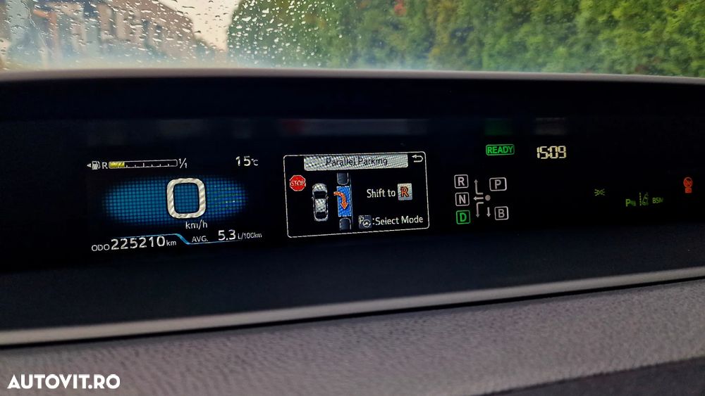 Toyota Prius 1.8 HSD Exclusive - 14