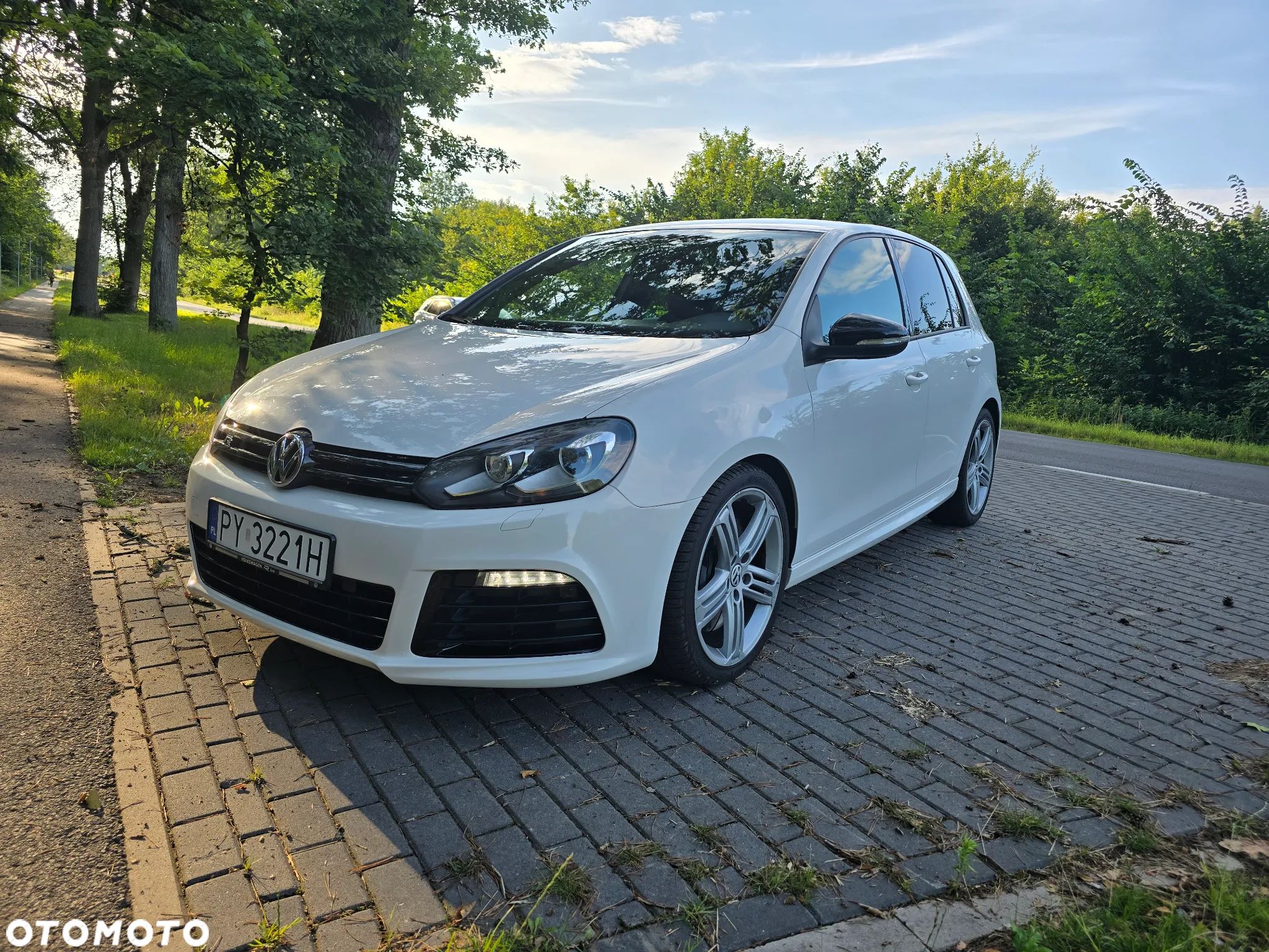 Volkswagen Golf VI 2.0 TSI 4Mot R DSG - 1