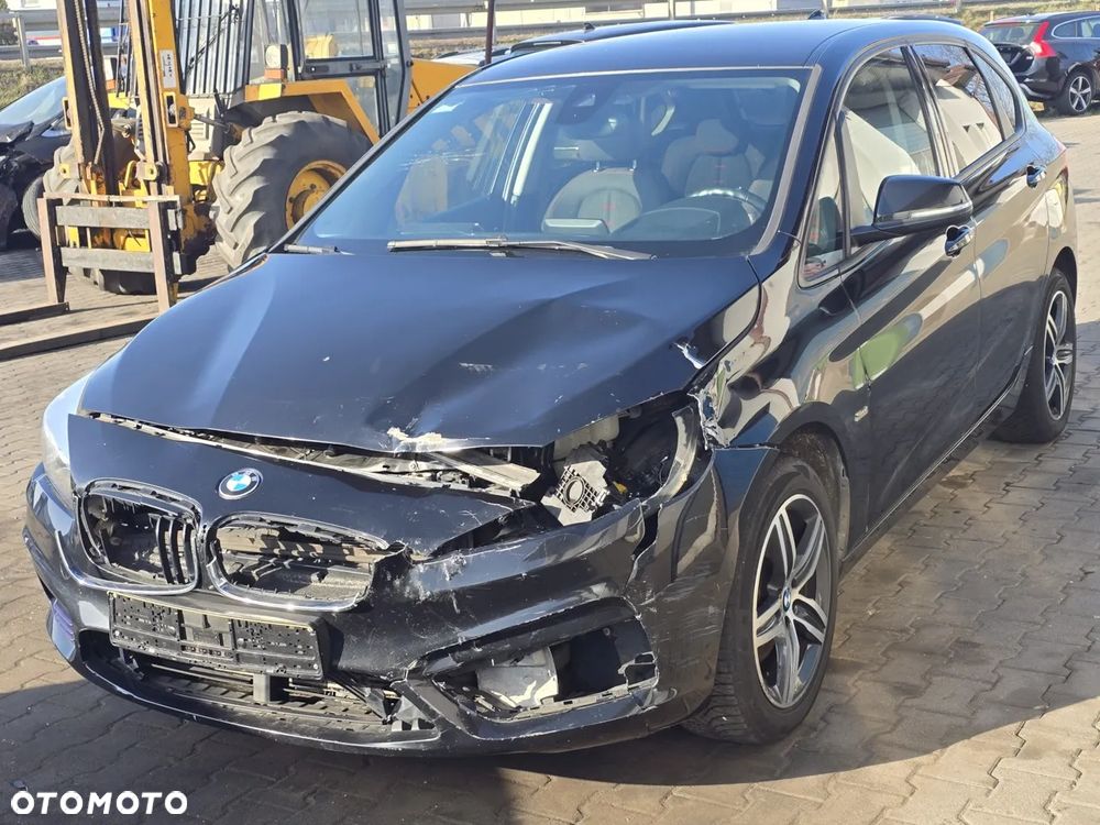 BMW Seria 2 216d Sport Line - 7