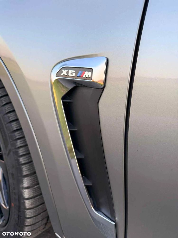 BMW X6M - 7
