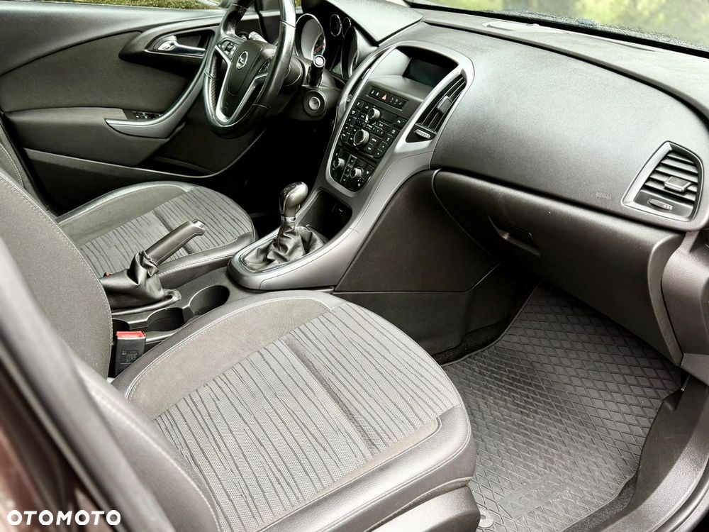 Opel Astra 1.6 Active - 24