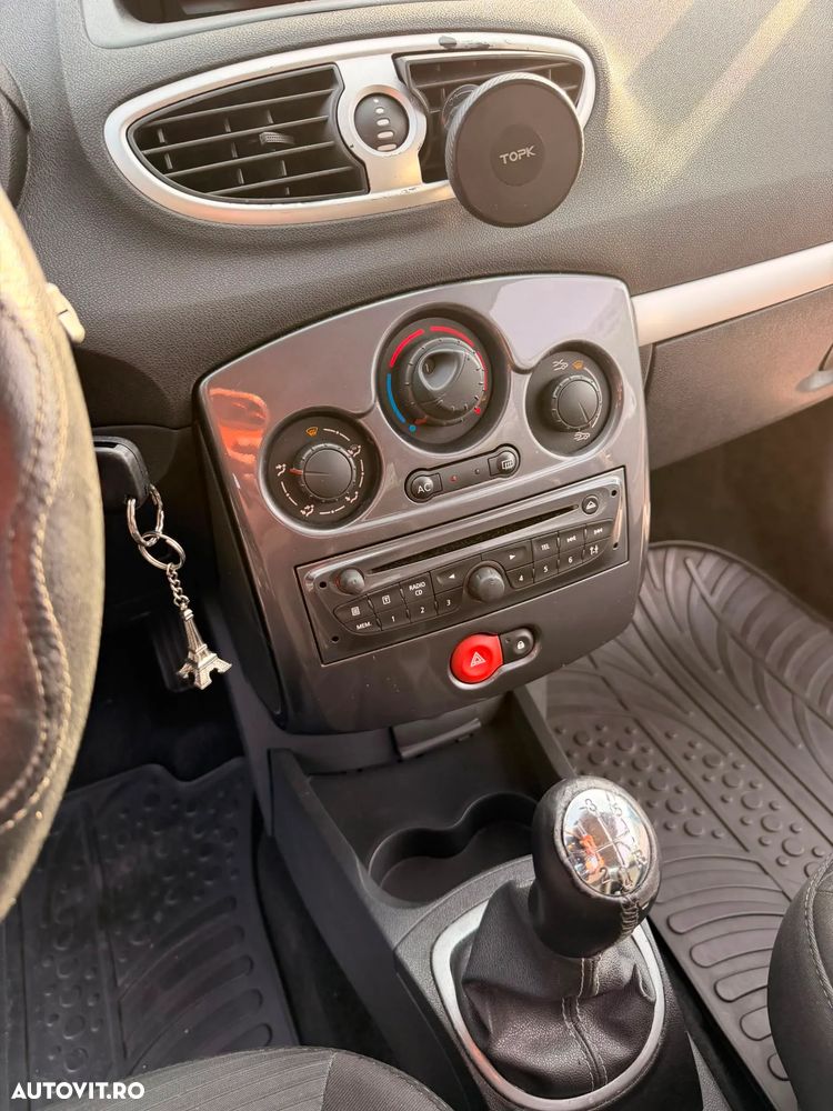 Renault Clio III 1.5dCi Dynamique - 7