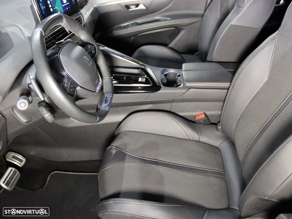 Peugeot 3008 1.6 Hybrid GT Pack e-EAT8 - 11