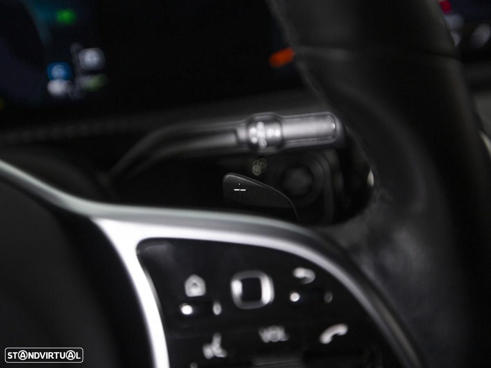 Mercedes-Benz A 250 e Style Plus - 19