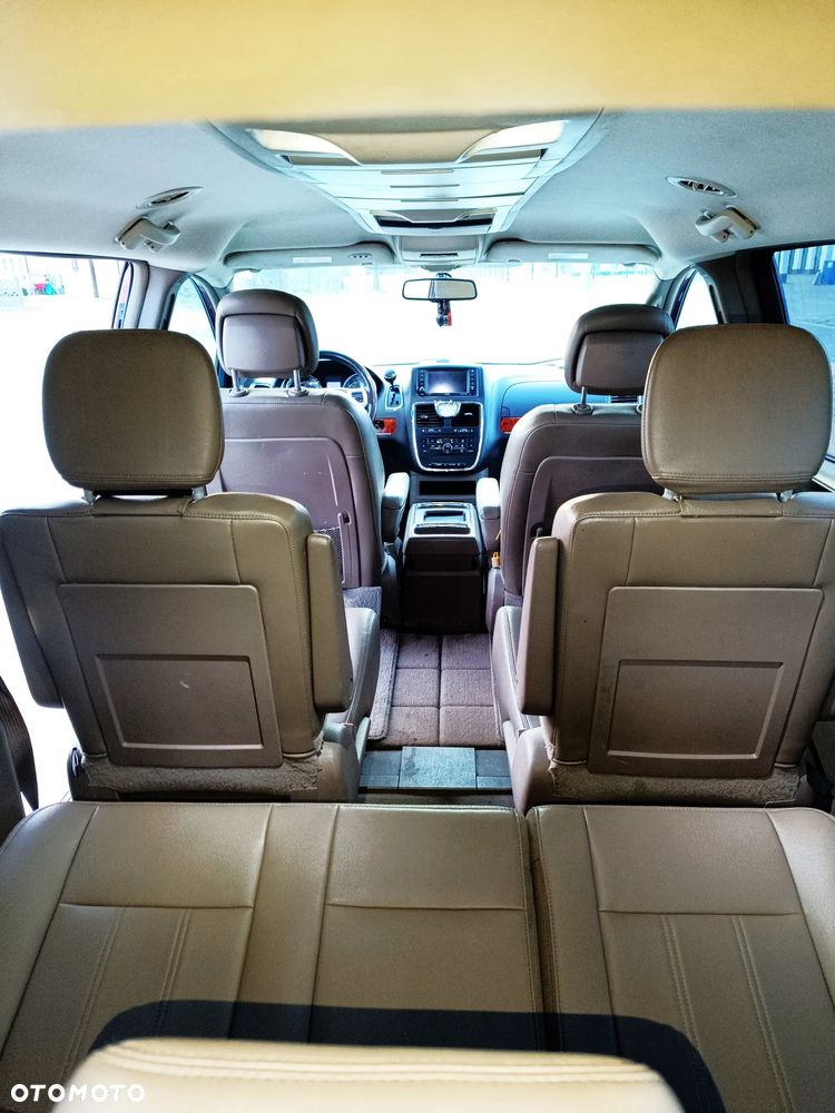 Chrysler Town & Country 3.6 Touring - 13