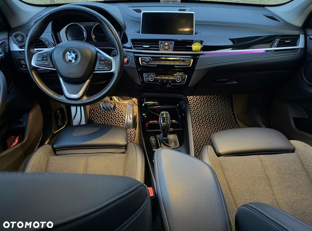 BMW X1 sDrive18i Sport Line - 22