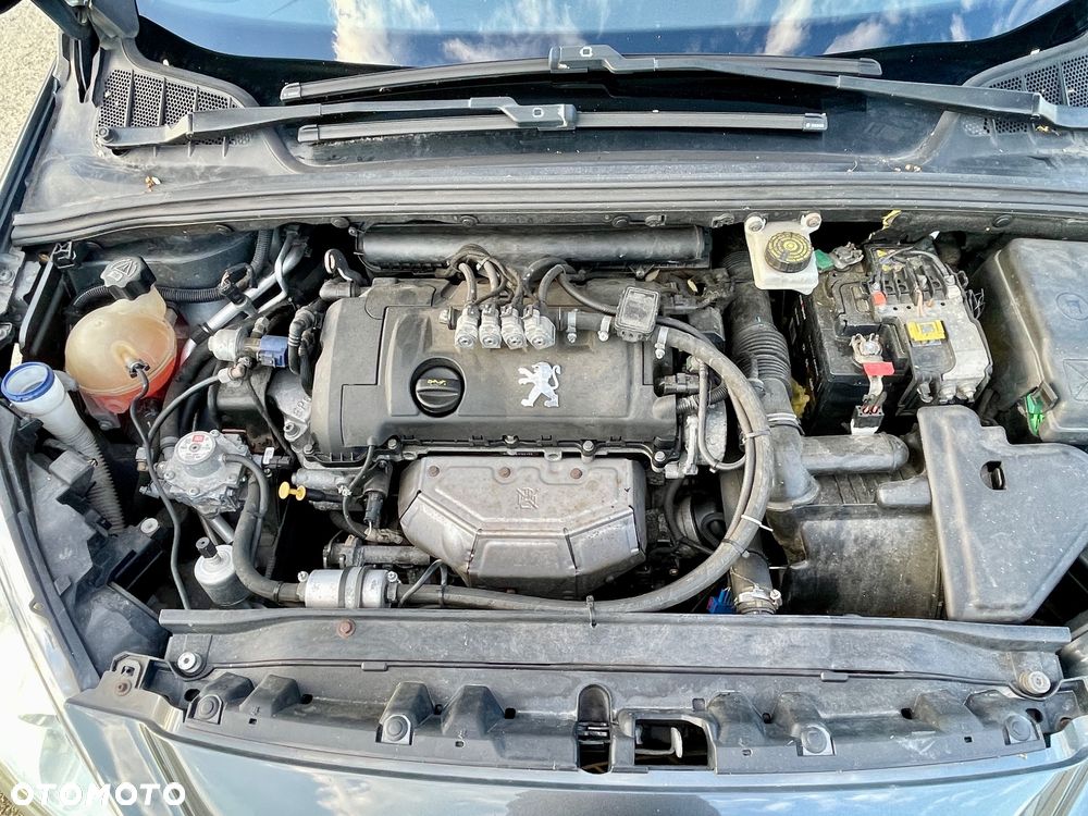 Peugeot 308 1.6 Premium - 20