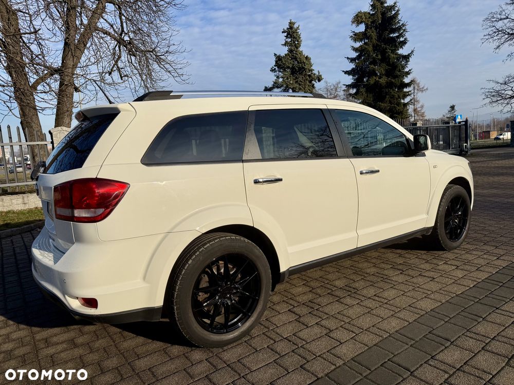 Fiat Freemont 2.0 Multijet Lounge AWD - 24