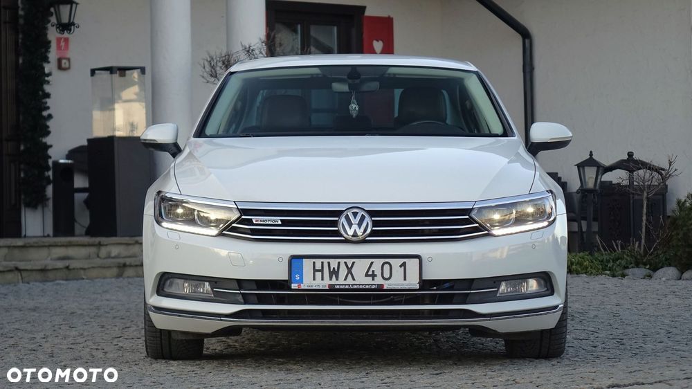 Volkswagen Passat - 9