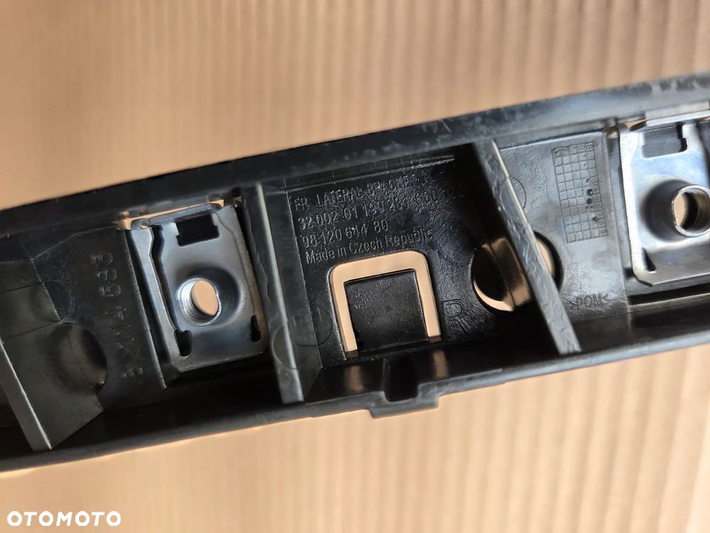 Ślizg ślizgi mocowanie zderzaka przedniego Citroen C3 III NOWE - 10