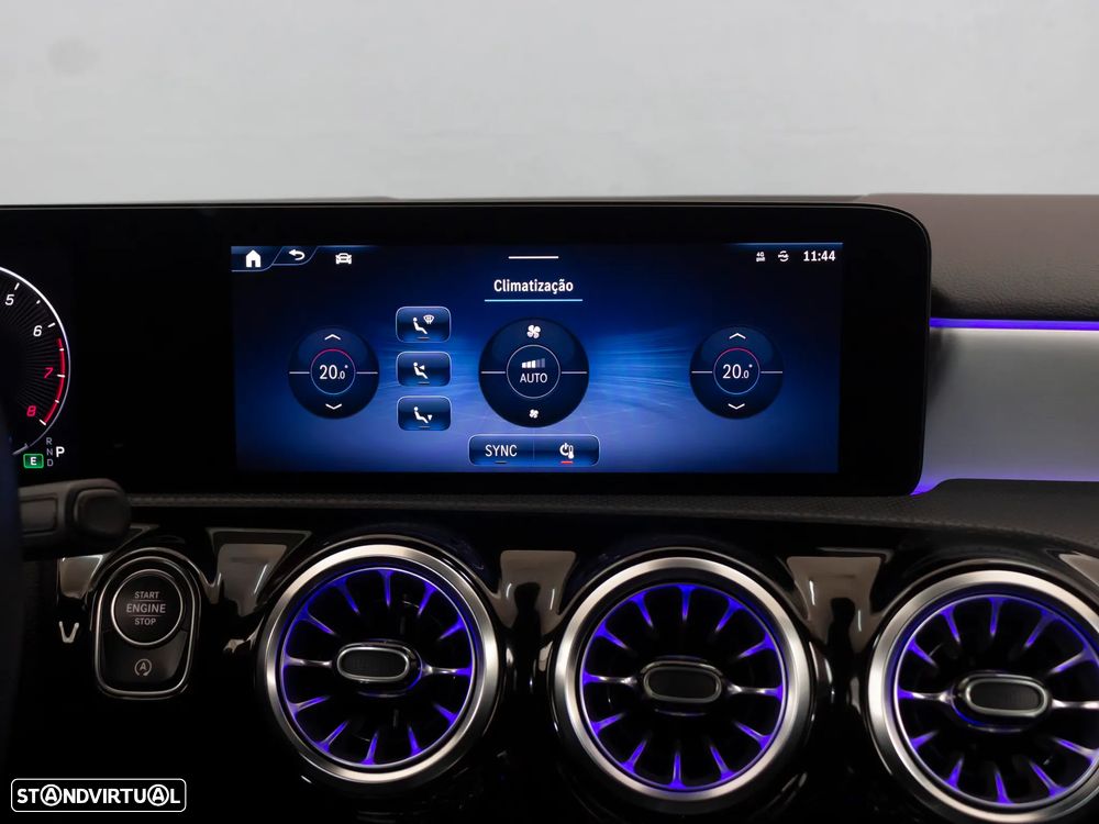 Mercedes-Benz A 200 AMG Line Aut. - 34