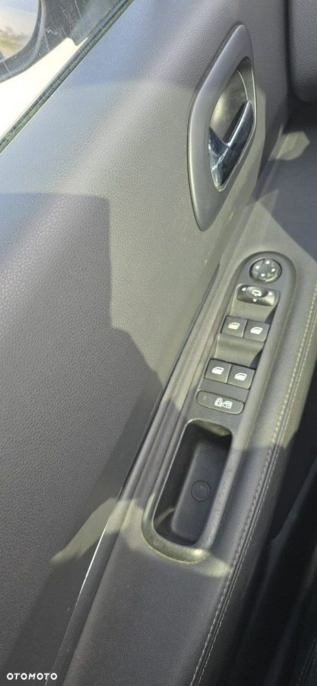 Peugeot 3008 - 22