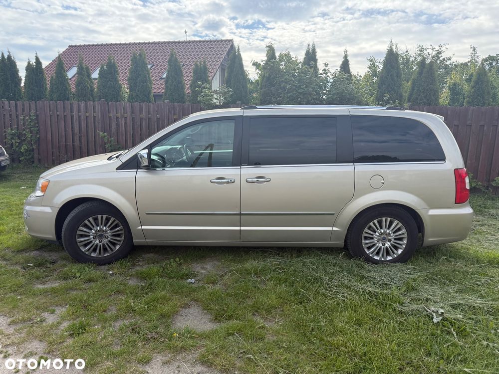 Lancia Voyager 2.8CRD Platinum - 3
