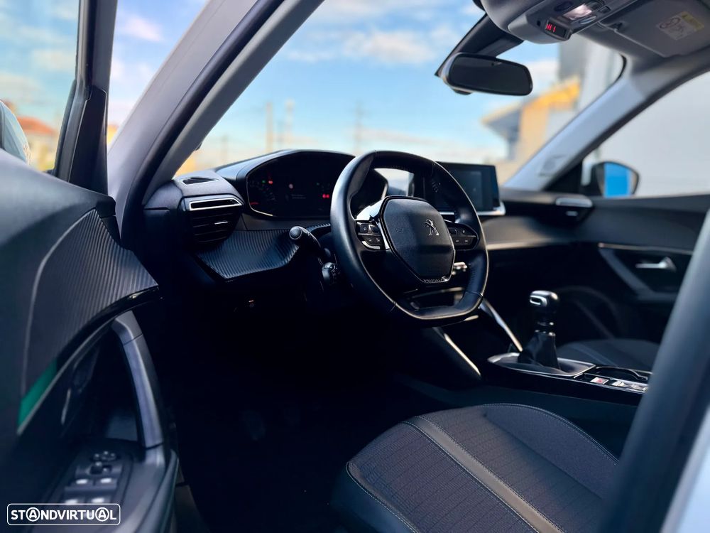 Peugeot 2008 1.5 BlueHDi Allure Pack - 12