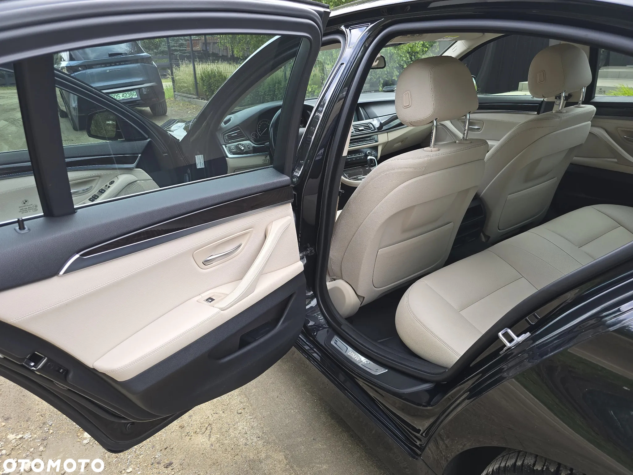 BMW Seria 5 520d xDrive Luxury Line - 23