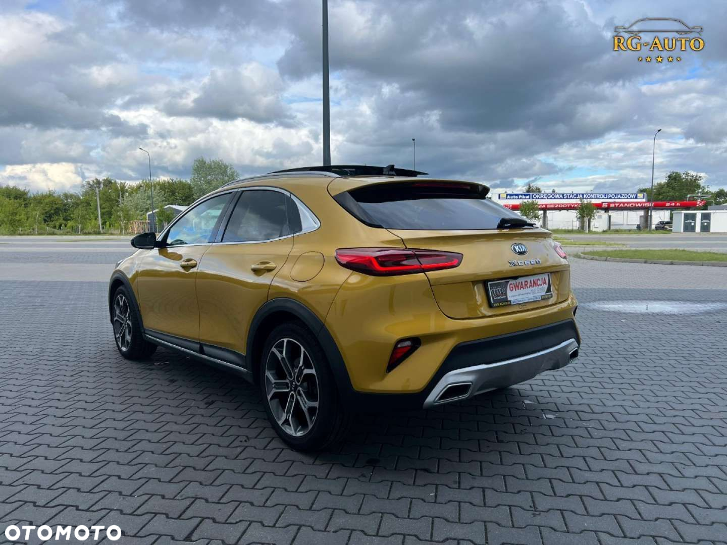 Kia XCeed - 10