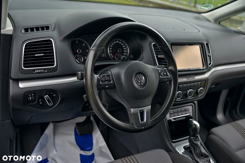 Volkswagen Sharan 2.0 TDI DSG BlueMotion Technology Life - 23