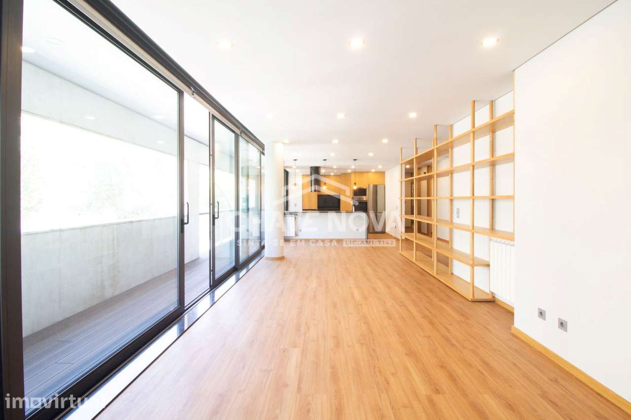 T3+1 Novo C/ Varanda e 2 Lugares de Garagem no Porto - Grande imagem: 3/21
