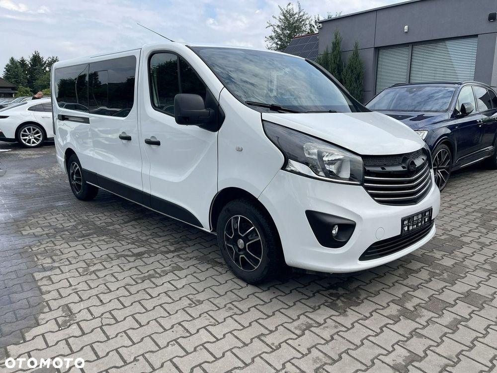Opel Vivaro L2H1 2,9t Essentia - 2