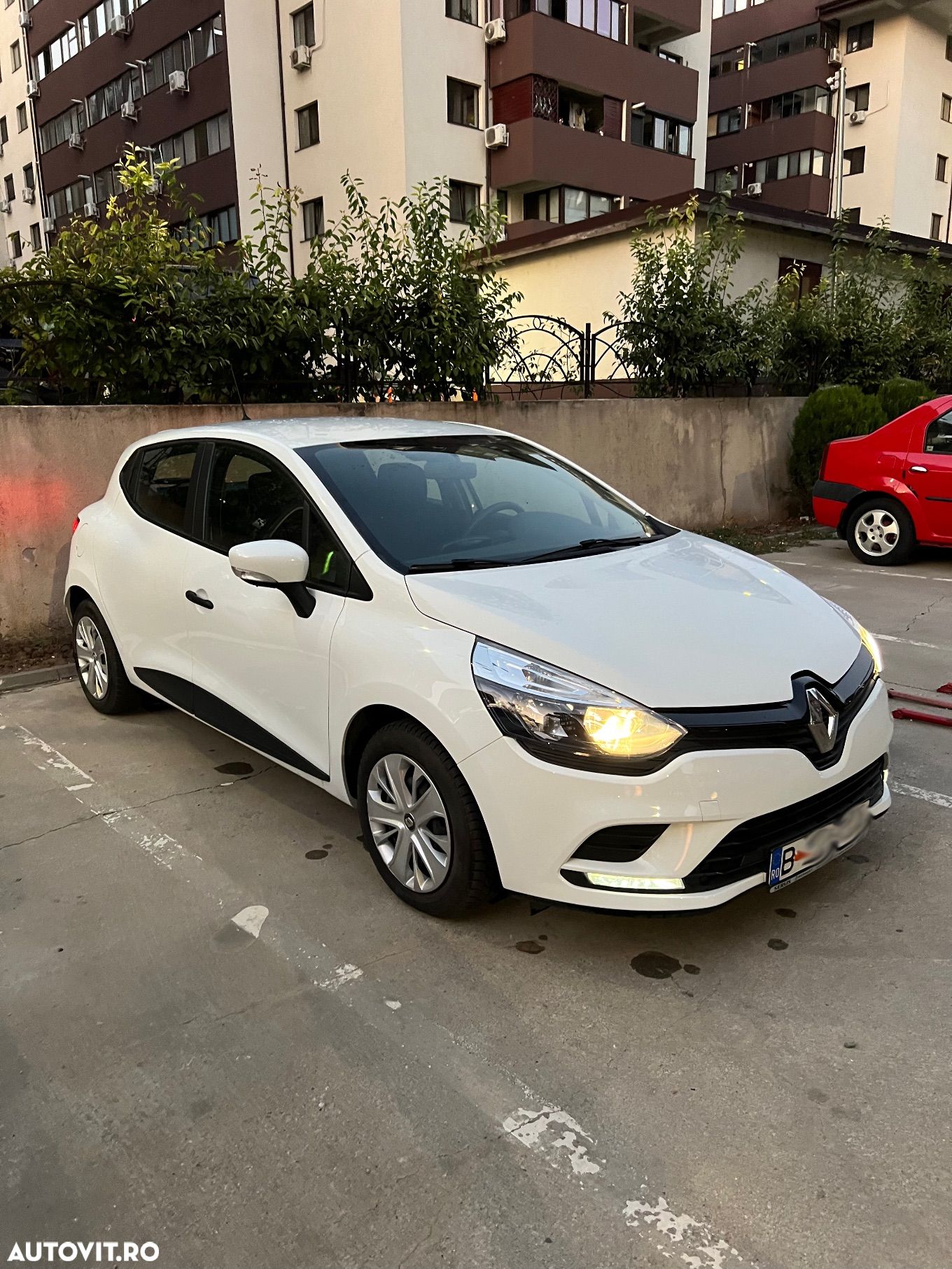 Renault Clio IV dCi Energy Life - 1