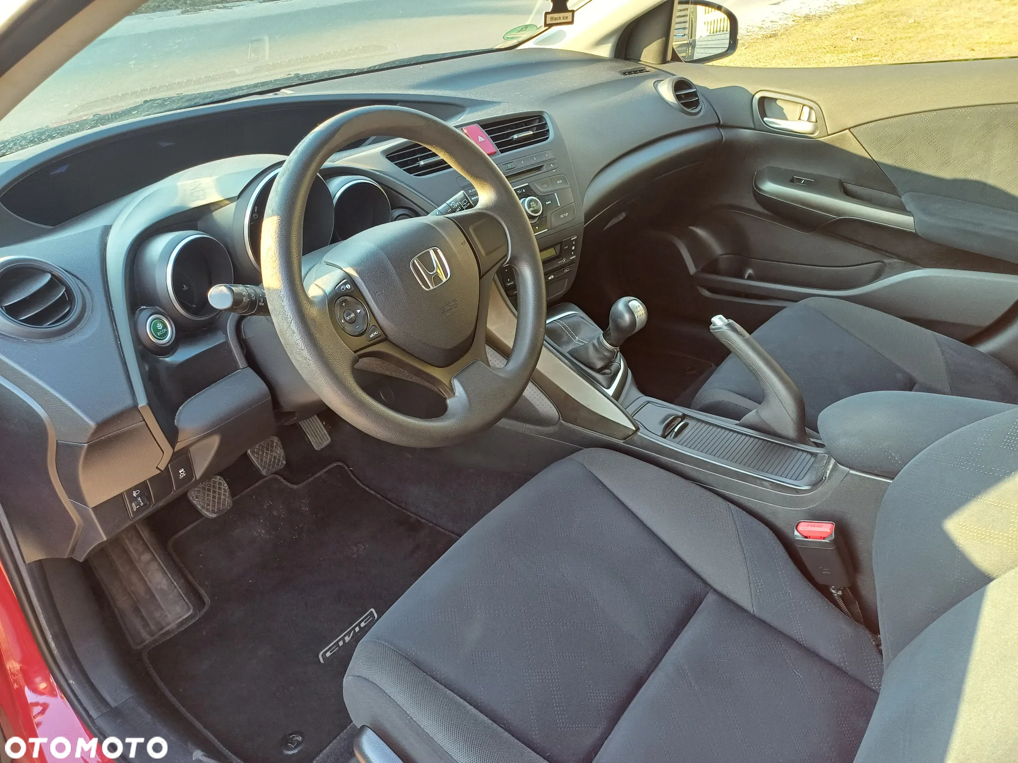 Honda Civic 1.4 i-VTEC Comfort - 23