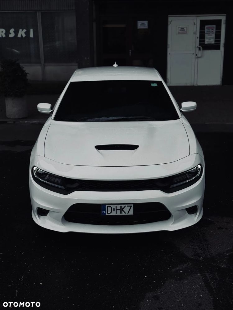 Dodge Charger 5.7 R/T - 8