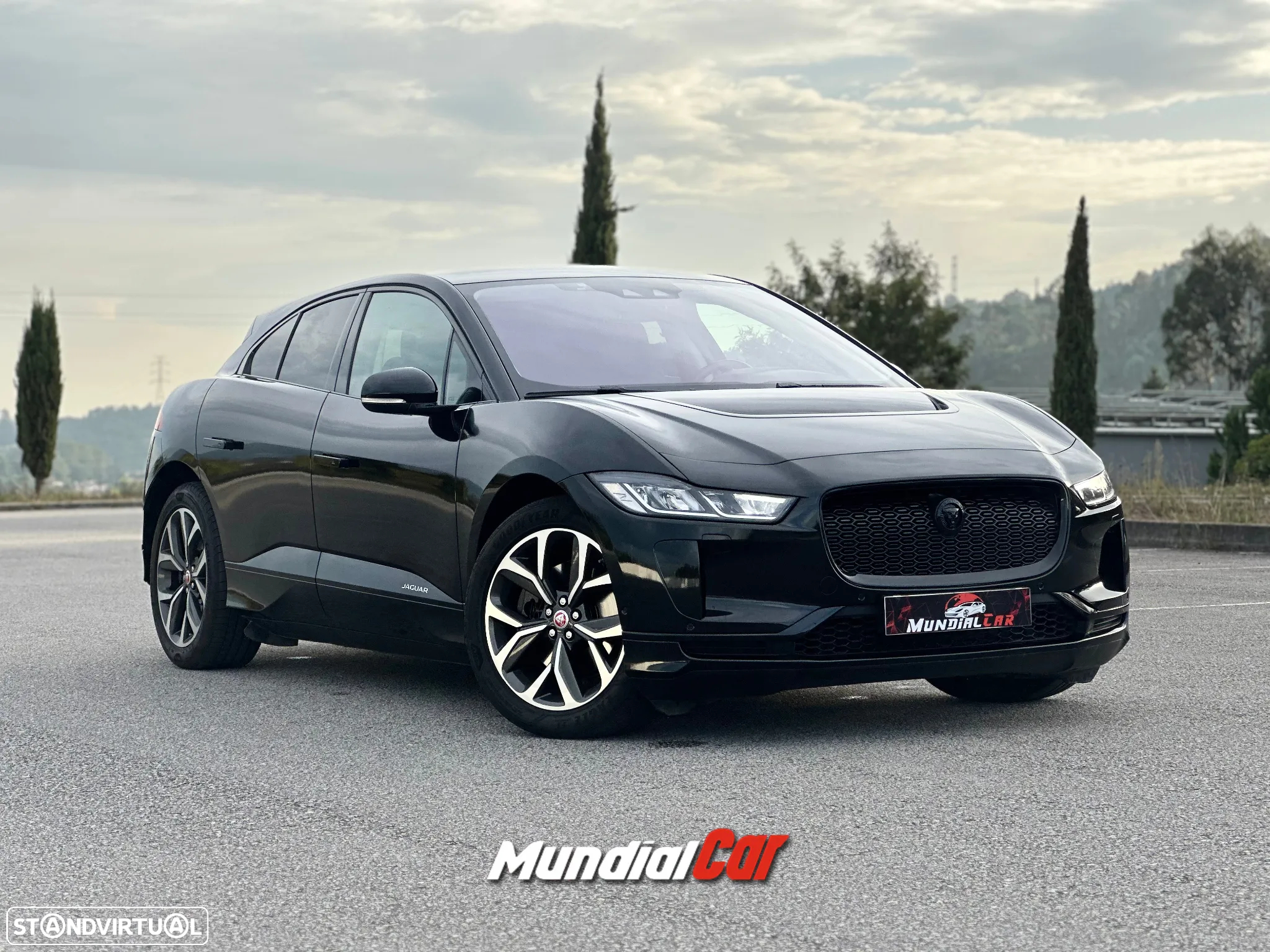 Jaguar I-Pace - 13