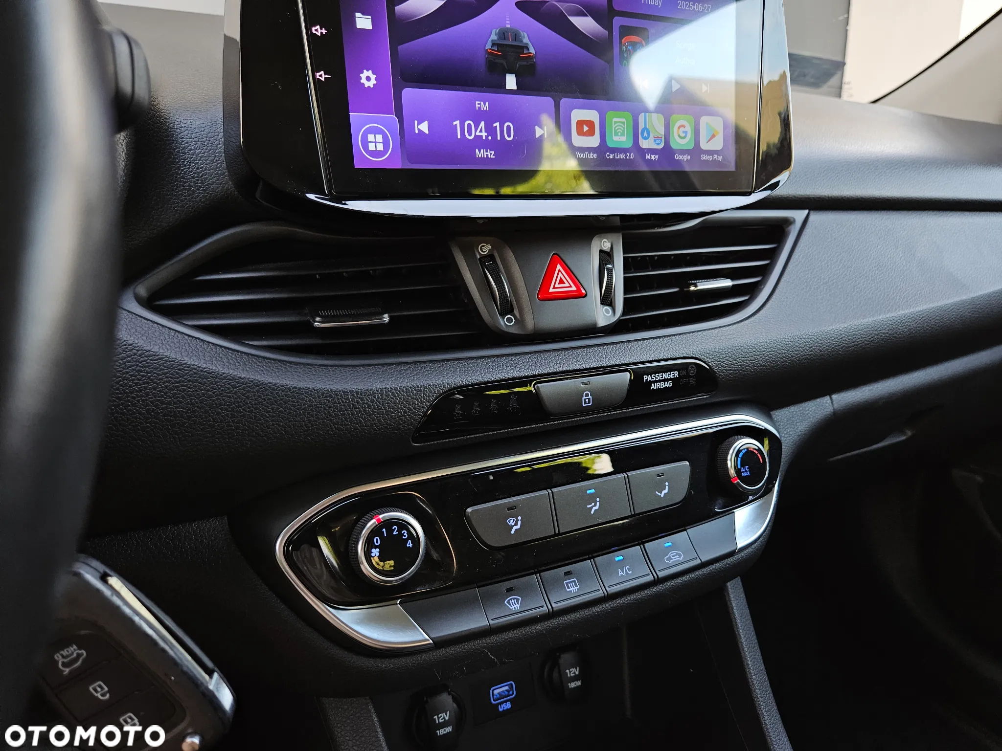 Hyundai i30 1.5 DPI Classic + - 29