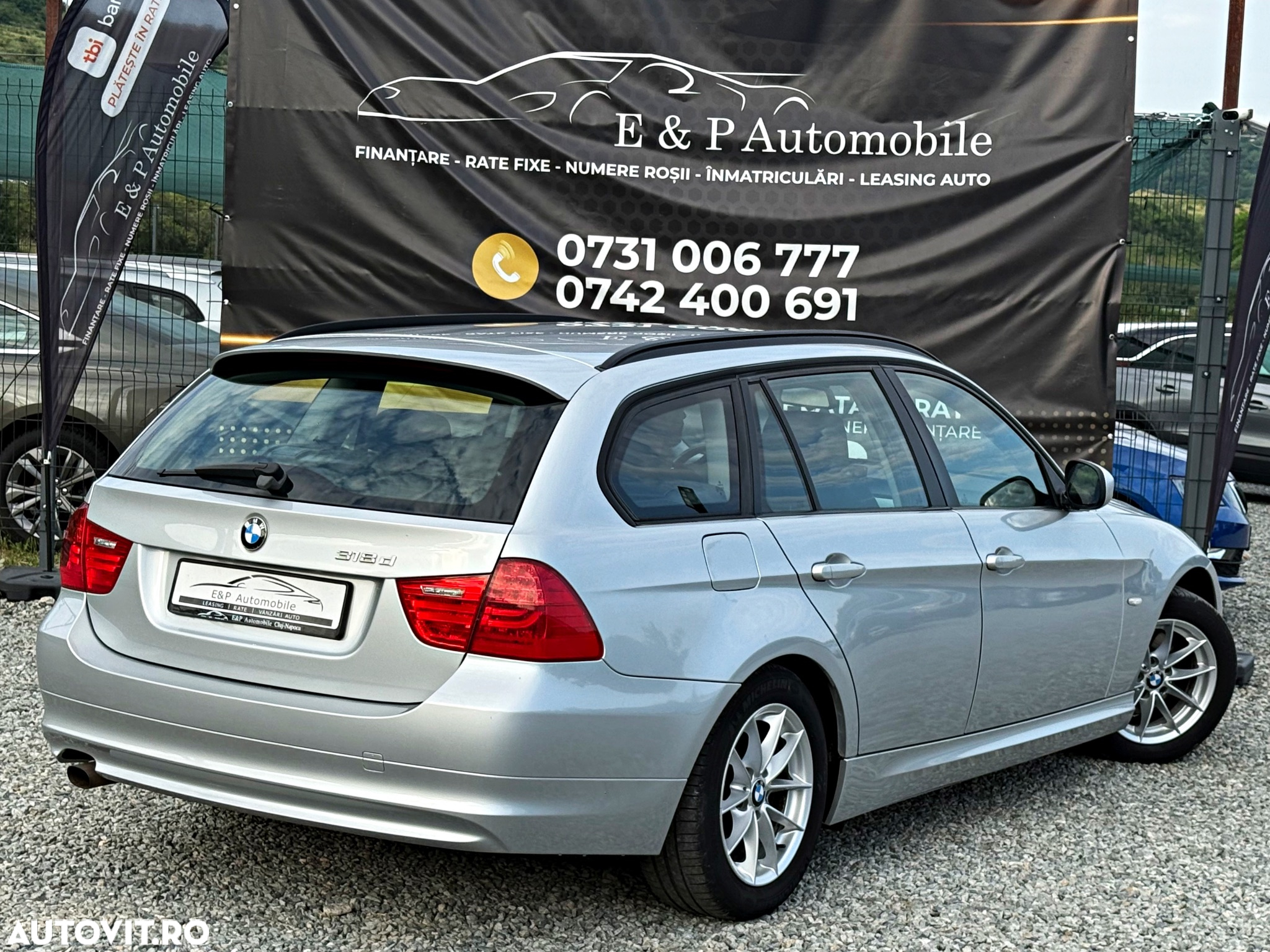 BMW Seria 3 318d DPF Touring - 12