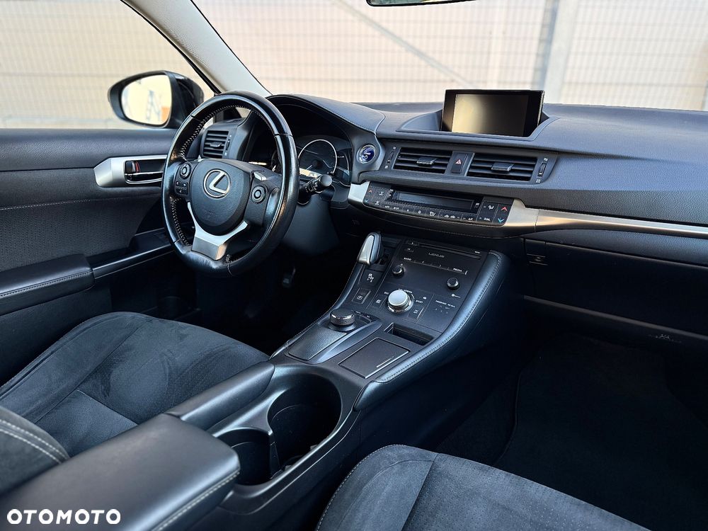 Lexus CT 200h Elegance - 12
