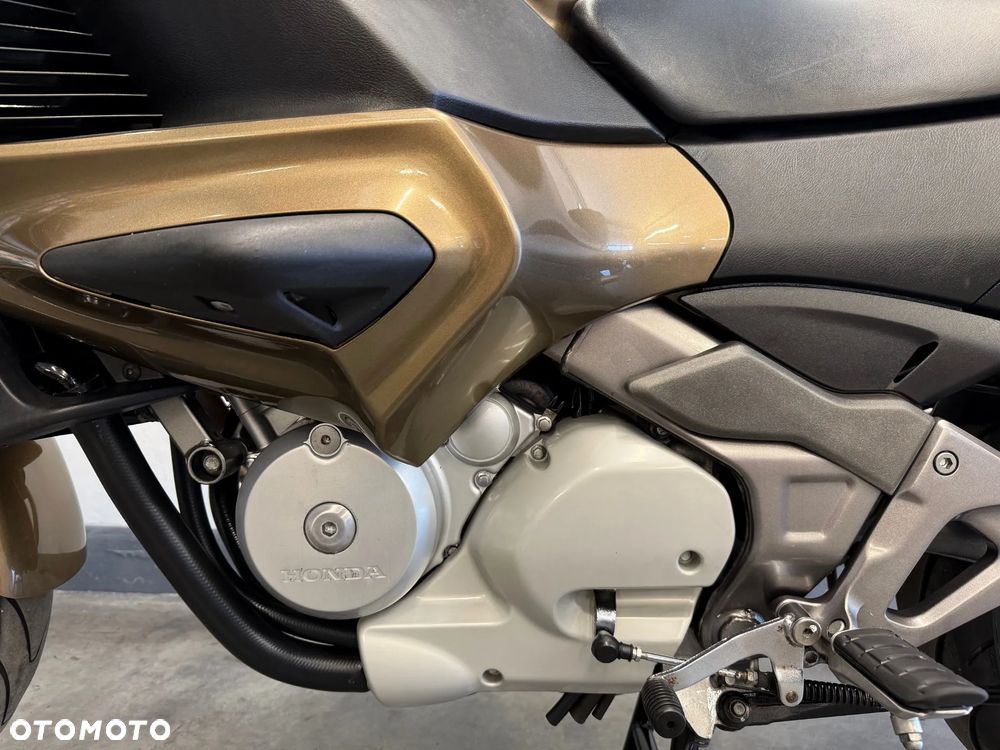 Honda Deauville - 10
