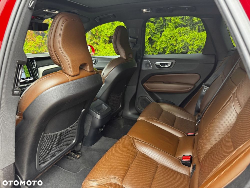 Volvo XC 60 - 24