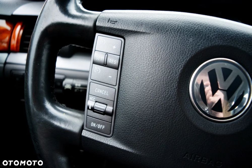 Volkswagen Phaeton 3.0 V6 TDI DPF 4MOTION Automatik (4 Sitzer) - 28