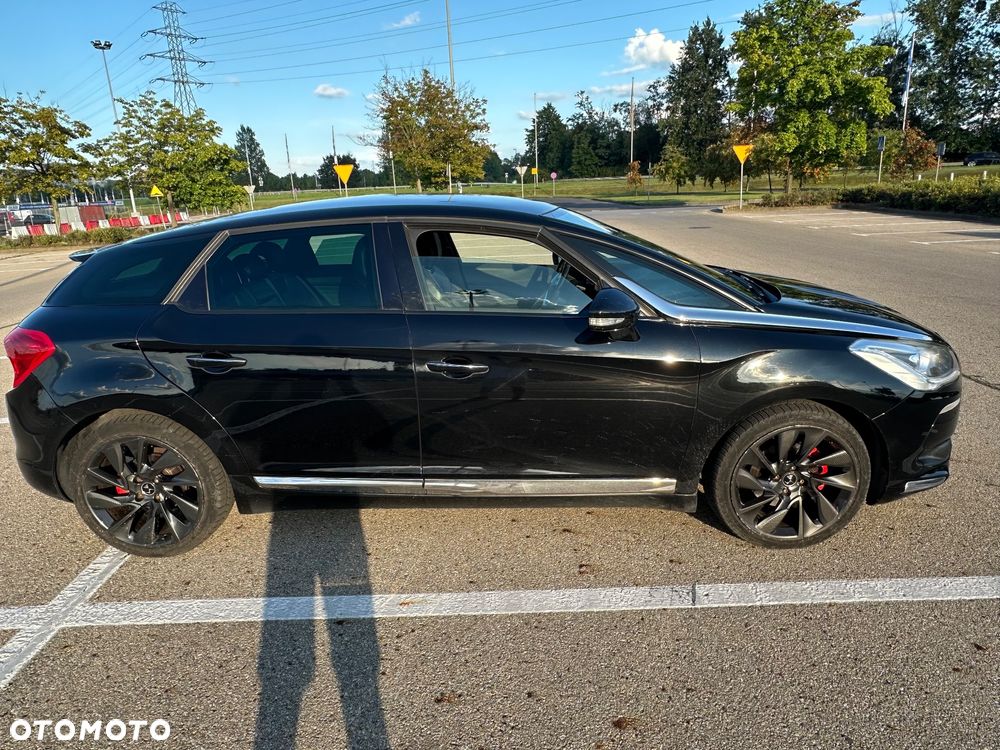 Citroën DS5 1.6 e-HDi Chic MCP - 6