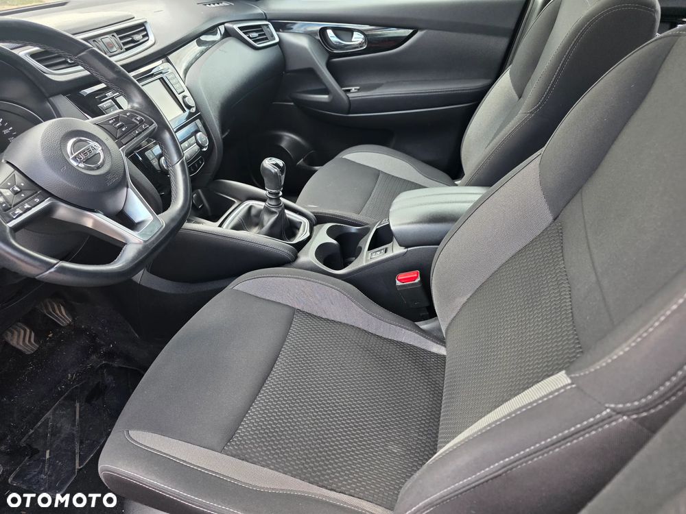 Nissan Qashqai 1.3 DIG-T SHIRO - 11