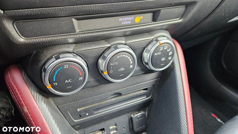 Mazda CX-3 SKYACTIV-D 105 AWD Sports-Line - 32